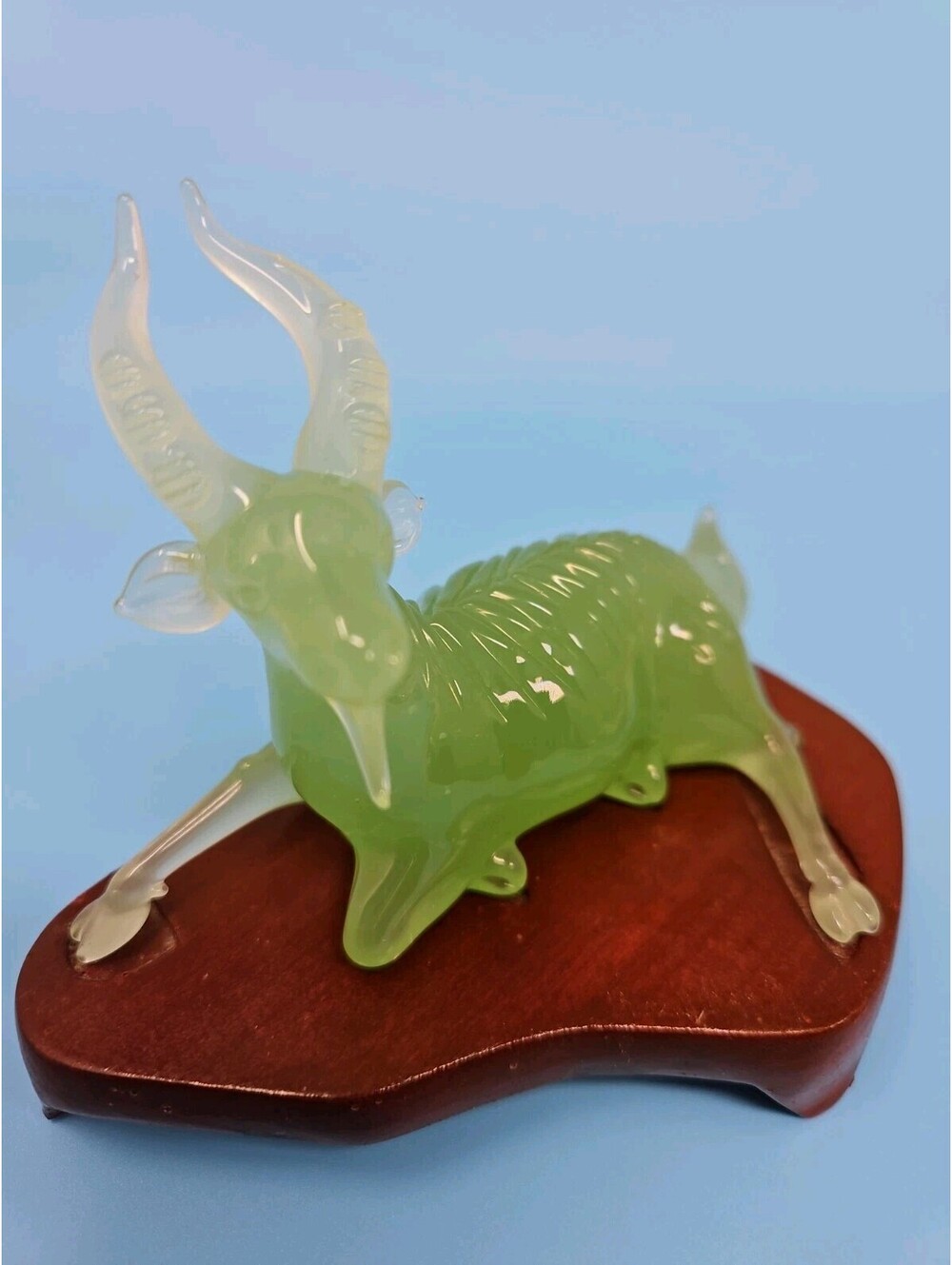 Green Glass Goat Gazelle Figure w/ Horns Mini Figurine Laying Down On Wood Base